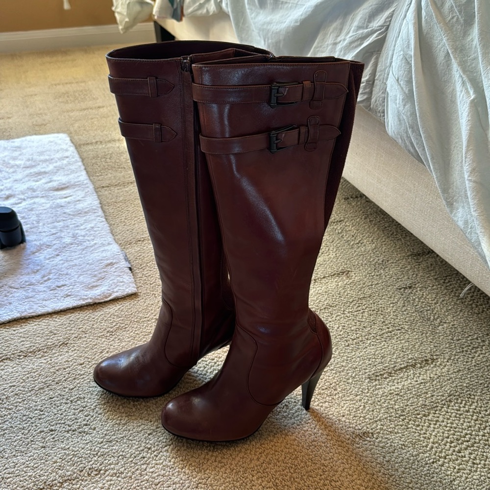 Nike air boots NEW